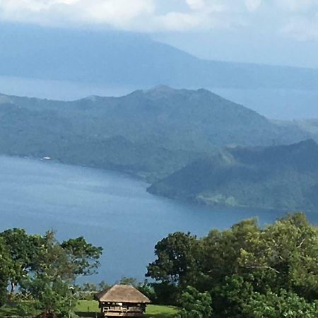 A Breath Taking View Of Taal Lake & Volcano Tagaytay City Ngoại thất bức ảnh