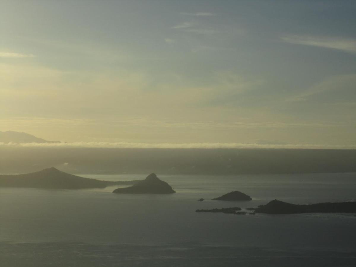A Breath Taking View Of Taal Lake & Volcano Tagaytay City Ngoại thất bức ảnh